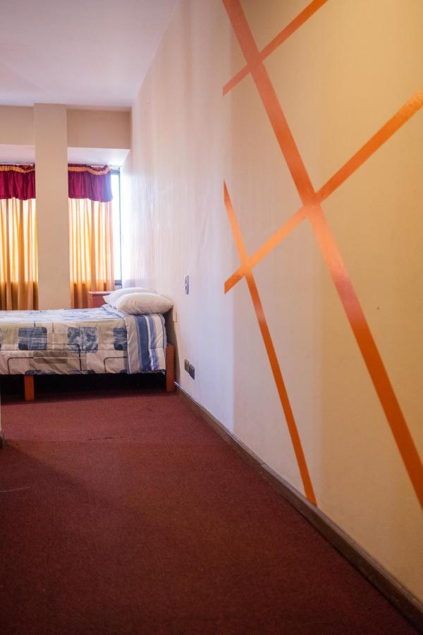 Union Plaza Hotel Cochabamba Exterior photo